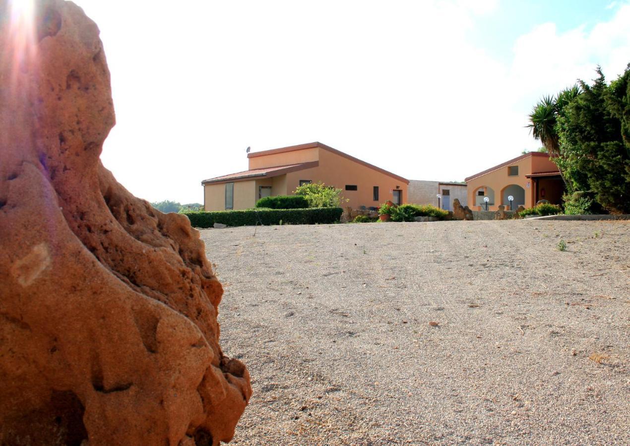 Agriturismo Da Pina Porto Conte Exterior photo